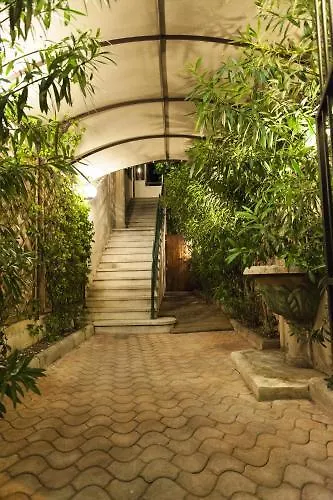 Hotel Vendome Aix-en-Provence 2*,  Frankreich